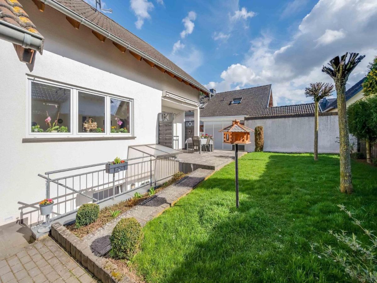 Holiday Home In The Eifel-Mosel With Garden Roes Экстерьер фото